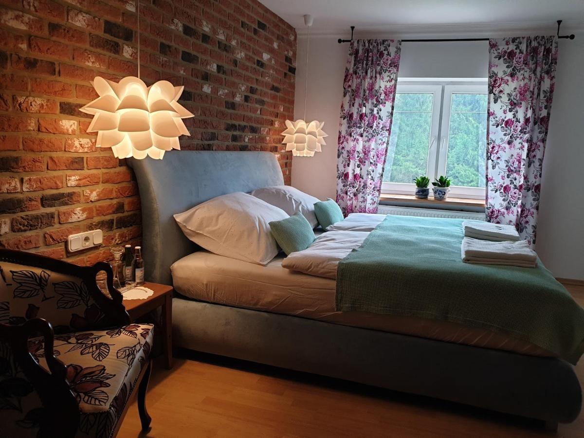 Lipolas-Slowlife&Guesthouse Jurkow (Luban) Exterior foto